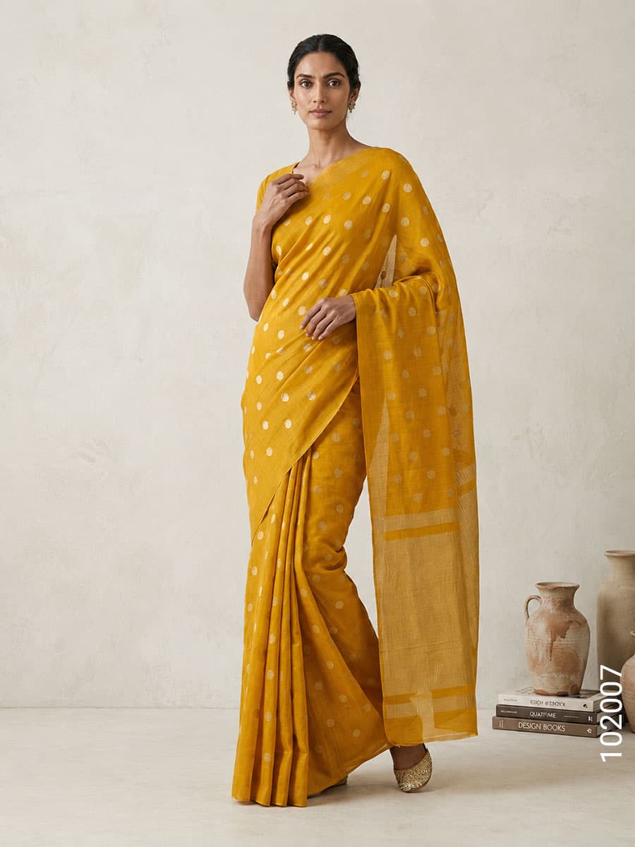 Gold soft silk zari dollar buti saree