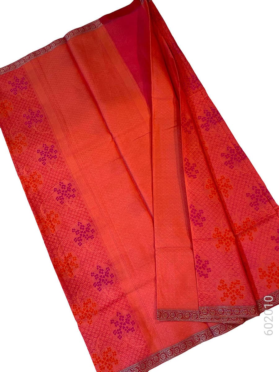 Red red zari saree